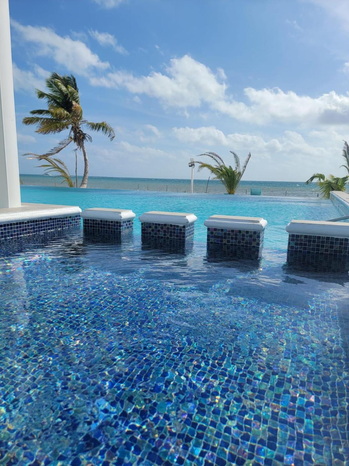 Island Magic Villas Кей-Колкер Экстерьер фото